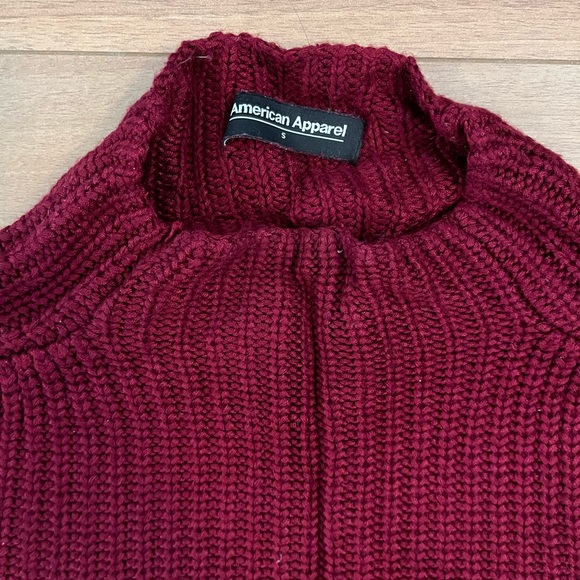 American Apparel Cropped Knit Sweater - Picture 2 of 2